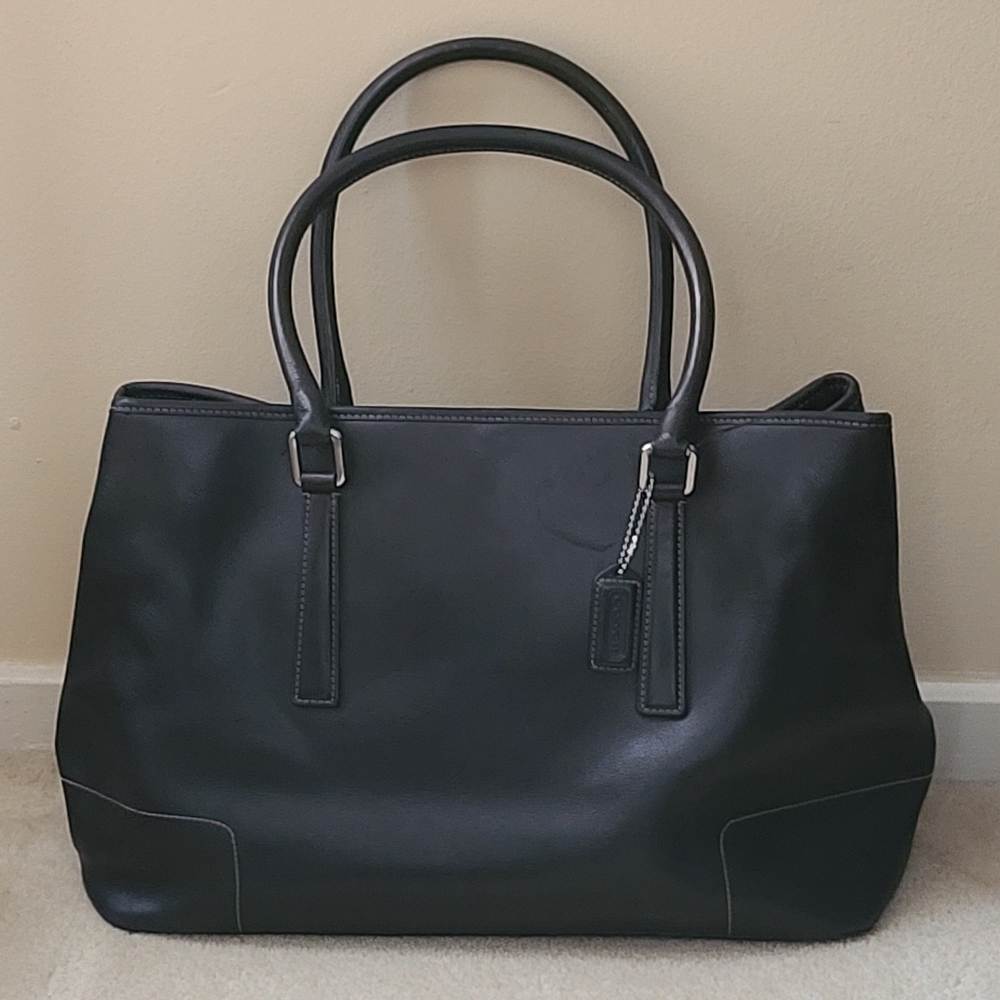 Coach Vintage Hampton Black Leather Tote